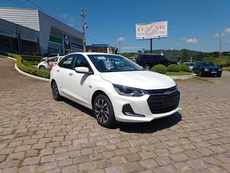 CHEVROLET - ONIX - 2023/2024 - Branca - Sob Consulta