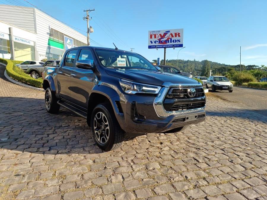 TOYOTA - HILUX - 2024/2024 - Cinza - Sob Consulta